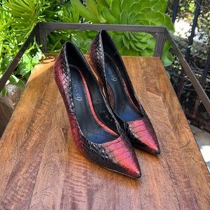 Boutique 9 Shimmer Pumps Heels